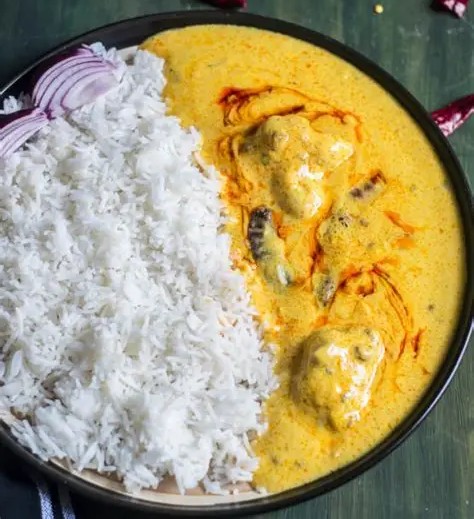 Kadi Pakoda Combo